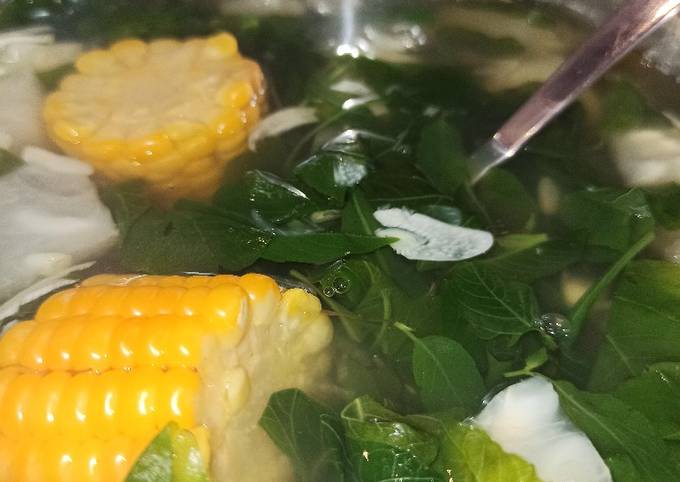 Bagaimana Membuat Sayur Bening Jagung Manis yang Enak