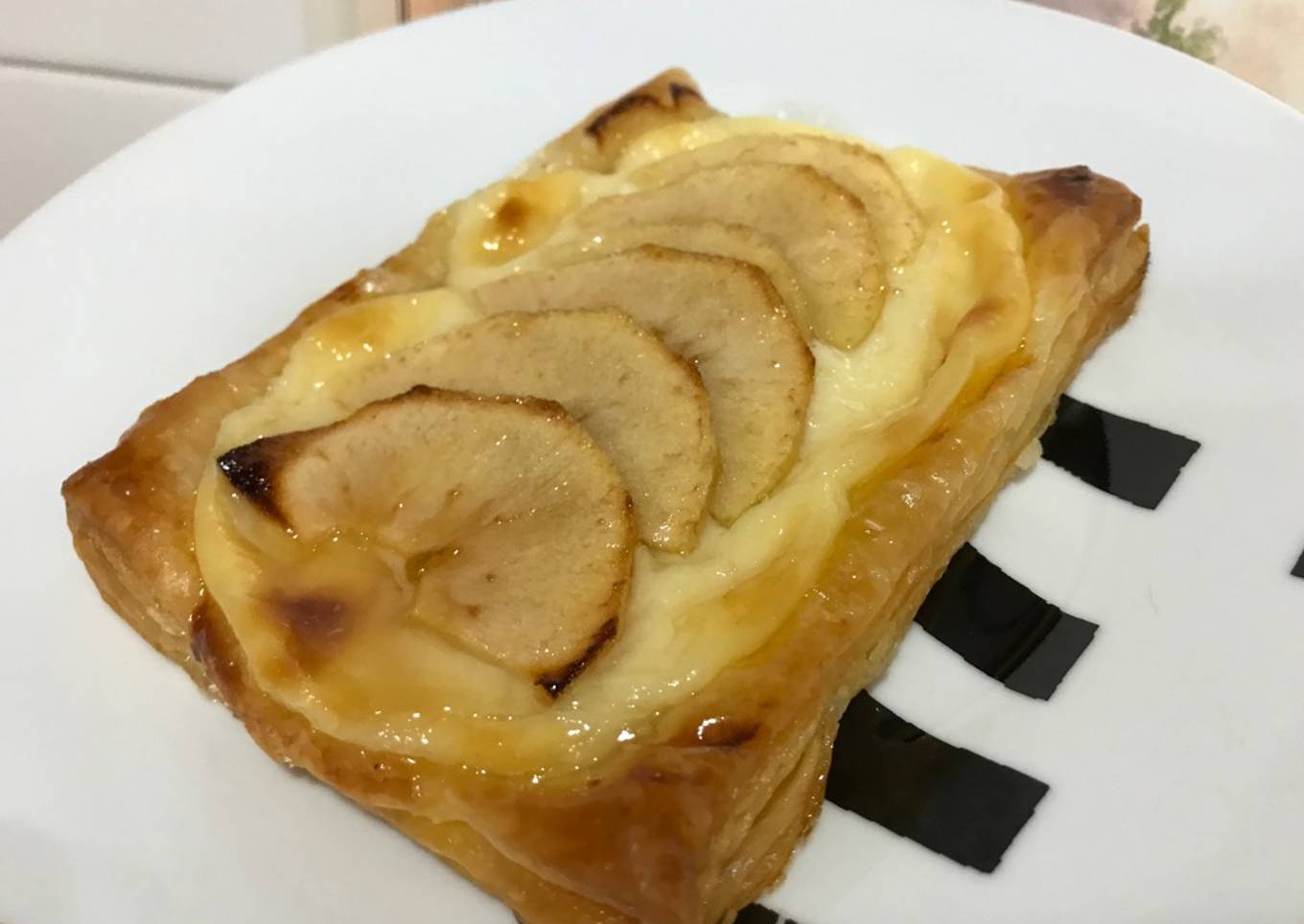 Tartaletas de hojaldre crema y manzana (TMX)
