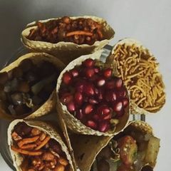 A picture of Papad Cone Chaat.