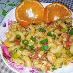 A picture of Orange Chicken Macaroni.