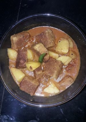A picture of Dhoka curry (dhokar dalna).