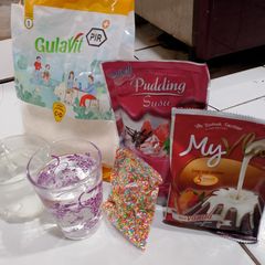 A picture of How to Make Pudding Vla Strawberry Milk.