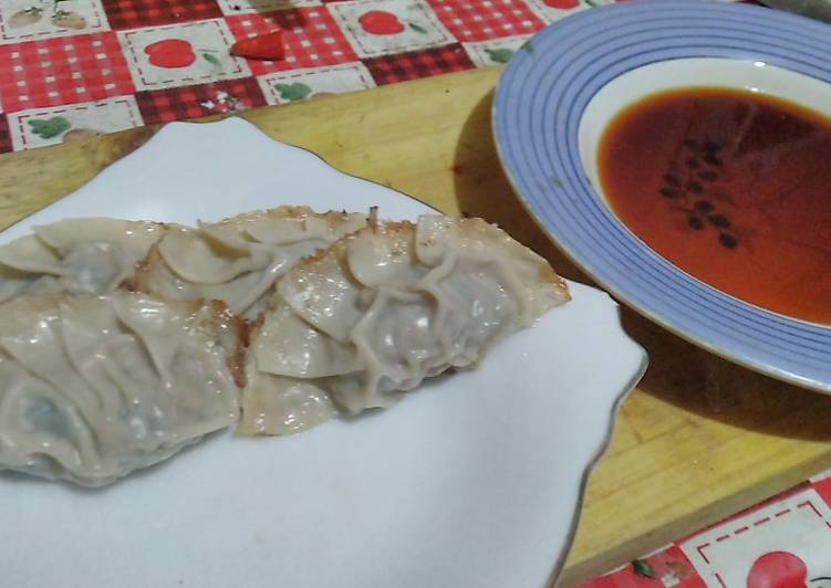 Gyoza sapi (dumpling)