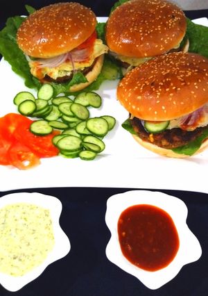 A picture of Bun kabab.