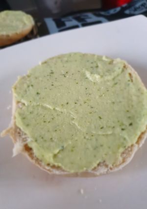 Una foto de Salsa verde para aplv y amm