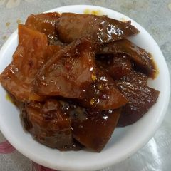 A picture of Khata meetha spicy aam ka achaar.