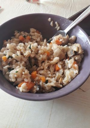 Una foto de Arroz integral con champiñones
