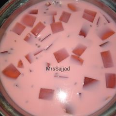 A picture of Jello drink.