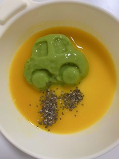 Hình của món Tàu hủ yến mạch sốt xoài.