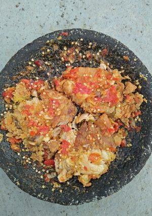 Foto resep Ayam geprek pedas