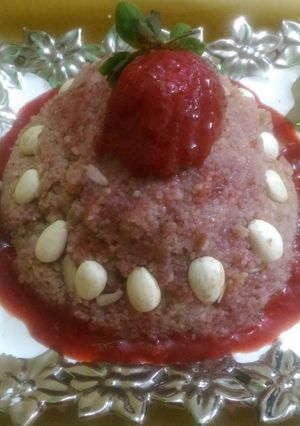 A picture of Strawberry Almond Lapsi.