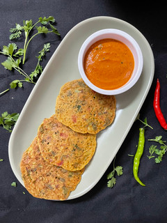 मिनी ज्वार पैनकेक (mini jowar pan cake recipe in Hindi) रेसिपी मुख्य फोटो