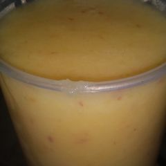 A picture of Mango-Apple With A Banana Twist.
