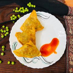 A picture of Ramdan Special Matar Potato Samosa.