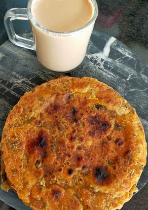 A picture of Mooli Paratha.