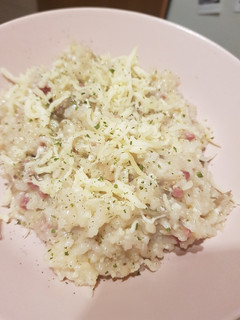 Una foto de Risotto con setas y jamón