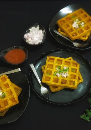 કોથંબીર વડી વફલ (Kothambir Vadi Waffle Recipe In Gujarati) રેસીપી મુખ્ય ફોટો