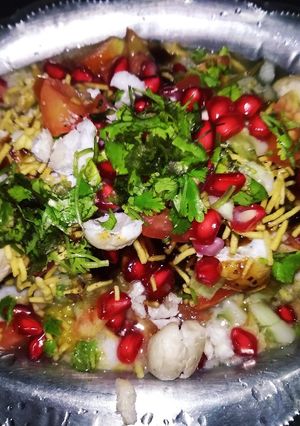रगड़ा चाट (Ragda chaat recipe in hindi) रेसिपी मुख्य फोटो