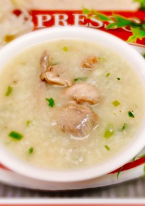 Hình của món Cháo chim cút.
