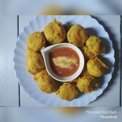 A picture of Hot and spicy potato balls.