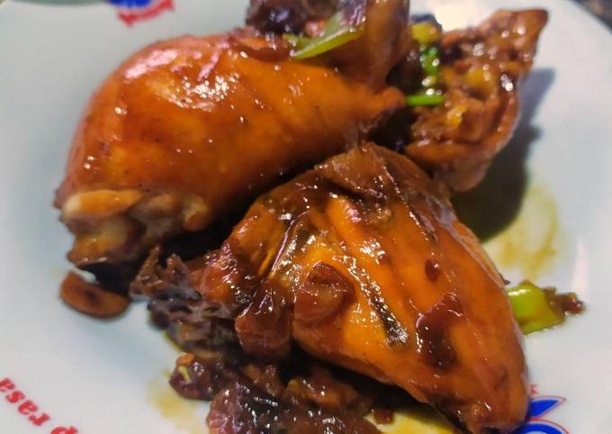 Resep Ayam kecap yummy oleh Saluna Mahira - Cookpad