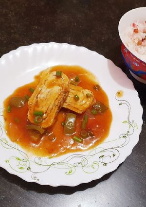 চাইনিজ চিলি এগ রোল (chinese chilli egg roll recipe in Bengali) রেসিপির প্রধান ছবি
