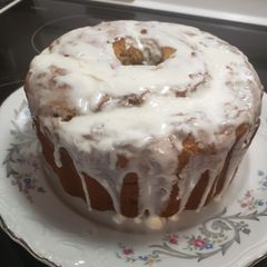 A picture of Peanut butter banana bunt cake.