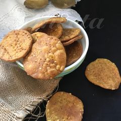 Tilachi papdi A picture of Tilachi papdi.