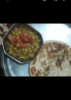छोले कुलचे (chole kulche recipe in Hindi) रेसिपी मुख्य फोटो
