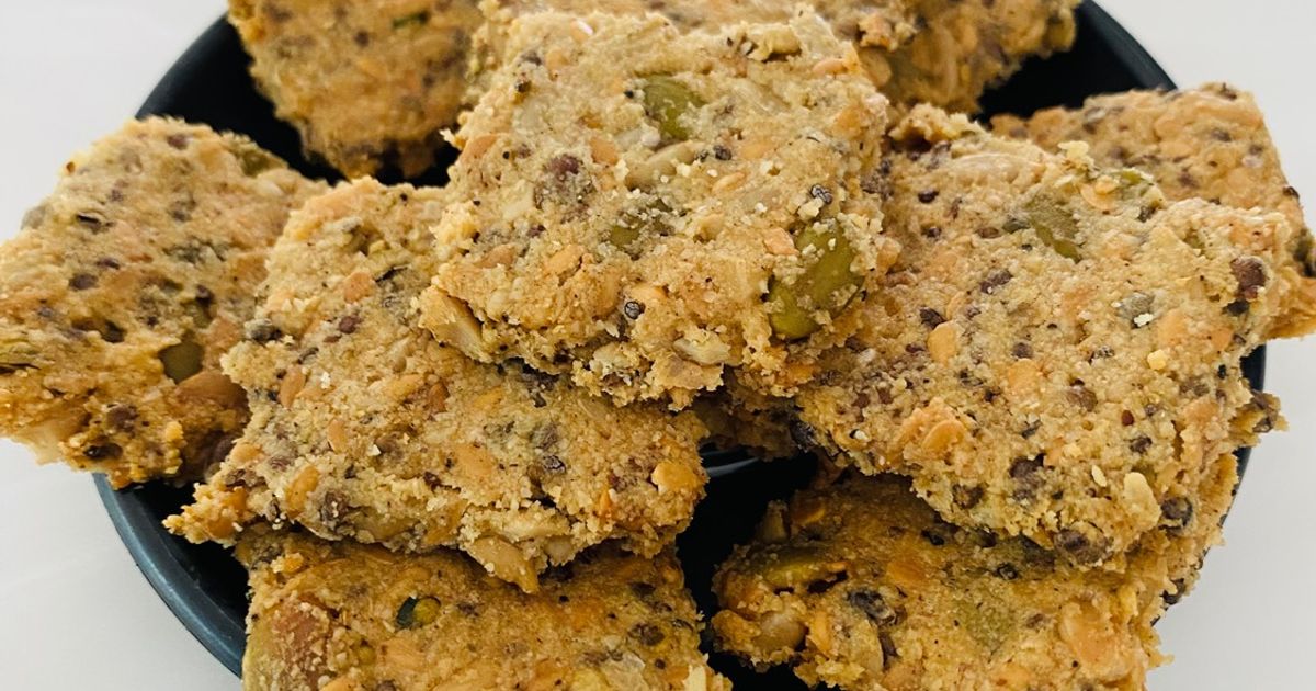 Almond Crackers Recipe by Rekha Bapodra - Cookpad