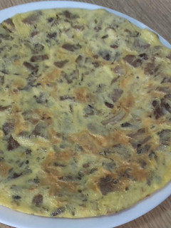 Una foto de Tortilla de boletus (edulis)