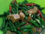 Tumis kacang panjang temoe
