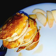 Apple pancake A picture of Apple pancake.