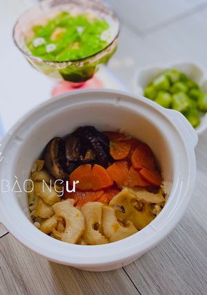 Hình của món Cơm thố bào ngư - ăn dặm.