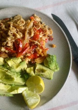 Una foto de Pollo desmenuzado súper fácil y muy rico