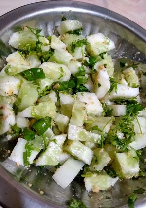 ककड़ी का सलाद(kakadi ka salad recipe in hindi) रेसिपी मुख्य फोटो