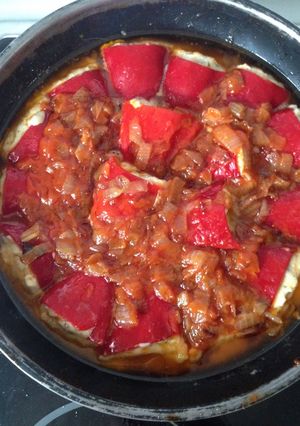 Foto principal de Pimientos del piquillo rellenos de bacalao y pasas