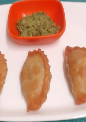 A picture of Unique Filling Wale Ghughare --- French Beans & Paneer Snack.
