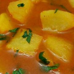 A picture of Aaloo tamatar.