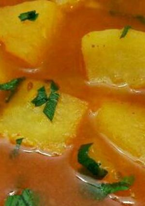 A picture of Aaloo tamatar.