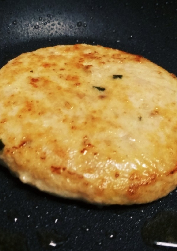 Una foto de Hamburguesa de pollo 100%