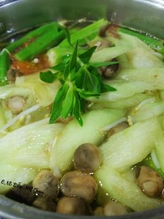 Hình của món Canh chua chay.