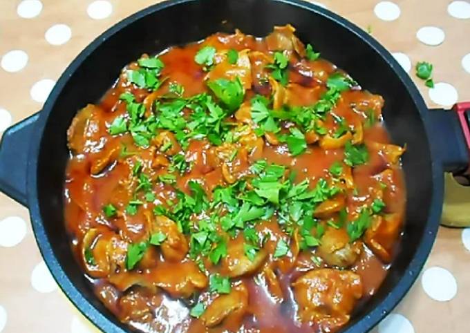 Куриные желудки в томатной подливе - рецепт с фотографиями - Patee. Рецепты