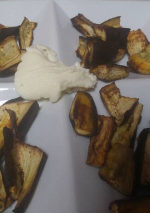 Una foto de Chips de berenjena al horno