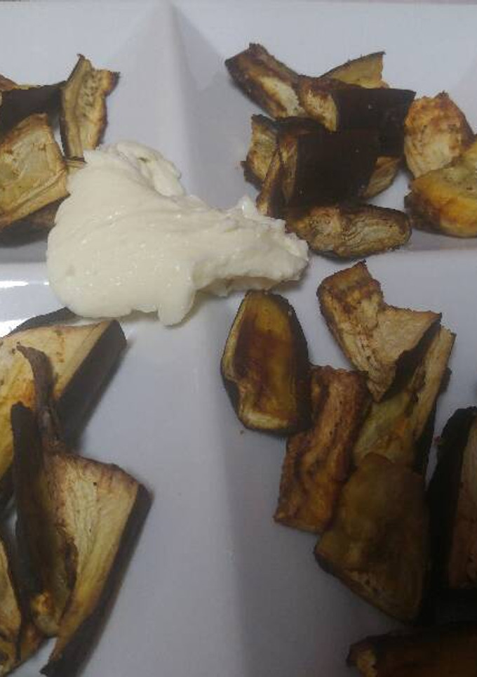 Una foto de Chips de berenjena al horno