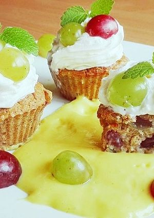 Szőlős muffin, vaníliamártással🍇 recept fotója