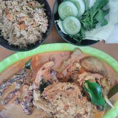 รูปของ Ayam panggang Pekalongan
