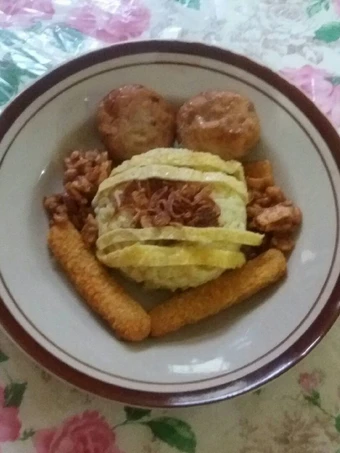 Cara Sederhana Membuat Resep  Nasi Kuning Lembut Praktis Magic Com yang Lezat, Bisa Manjain Lidah