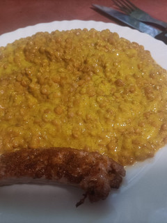 Una foto de Lentejas al curry y mango