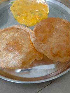 பூரி (poori Recipe in Tamil) செய்முறை முக்கிய புகைப்படம்